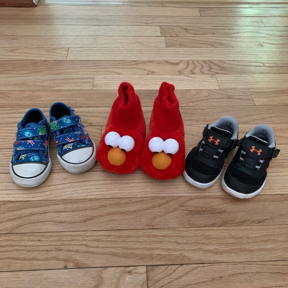 Size 6 sneaker bundle
